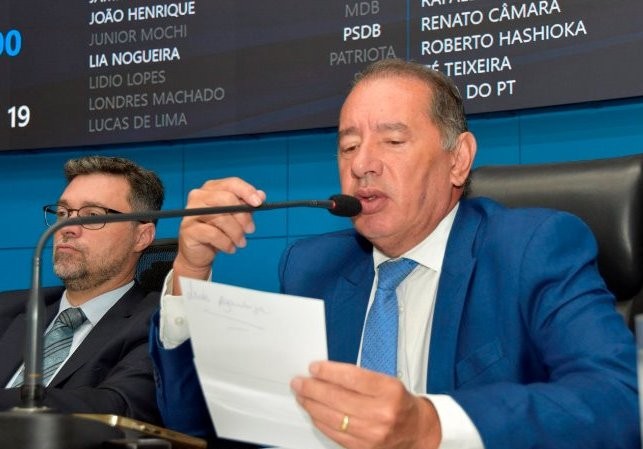 Aprovado Projeto de Gerson Claro que obriga bancos informarem serviços gratuitos na abertura da conta