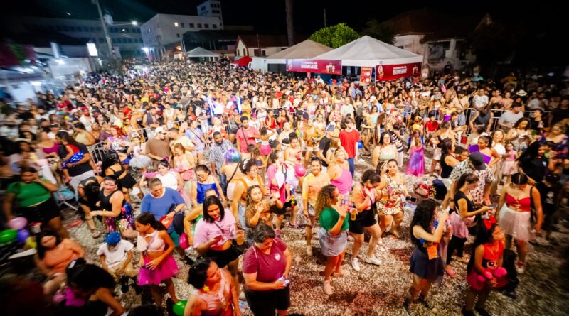 Capivara Blasé reúne capivarinhas, diversidade e acessibilidade na Esplanada Ferroviária