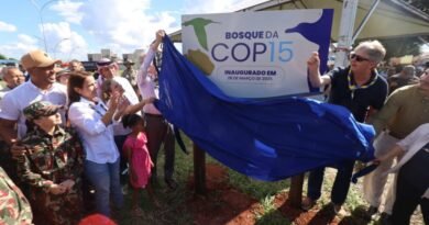 Comunidade transforma plantio do Bosque da COP15 em símbolo de participação ambiental em Campo Grande