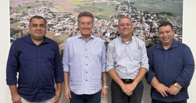 Deputado Hashioka reforça parceria com Taquarussu durante visita à Prefeitura