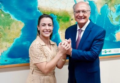 Soraya Thronicke assume comando do PSB em MS e se posiciona para reeleição ao Senado