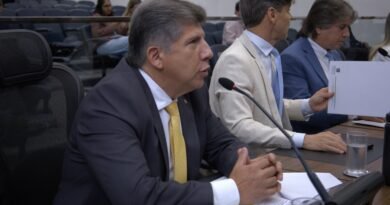 Lidio Lopes propõe reforço na sinalização e alerta para riscos no trânsito em Novo Horizonte do Sul