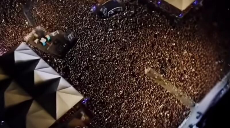 “Nem olhar pode” regra imposta a funcionários em hotel escolhido pela banda Guns N Roses expõe bastidores e divide opiniões