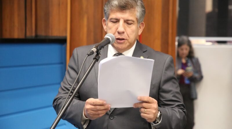 Lidio Lopes apresenta moção de pesar e cobra mais proteção às mulheres após feminicídio em Eldorado